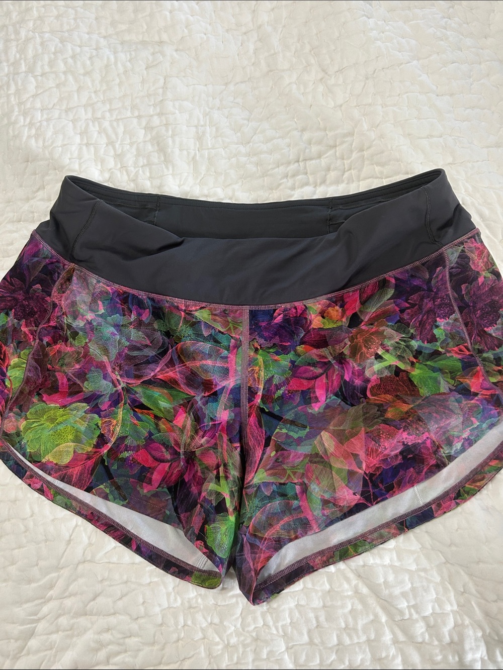 lululemon athletica Black Waistband Multicolor Floral Athletic Shorts